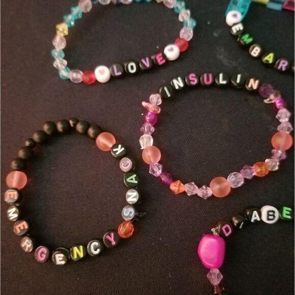 Awareness fashionable bracelet   - Picture 5 of 7